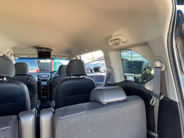 フリードハイブリッド ジャストセレクション　ＥＴＣ　バックカメラ　ナビ　ＴＶ　オートクルーズコントロール　両側電動スライドドア　ＨＩＤ　スマートキー　アイドリングストップ　電動格納ミラー　後席モニター　３列シート　ＣＶＴ　アルミホイール　ＵＳＢ（53枚目）