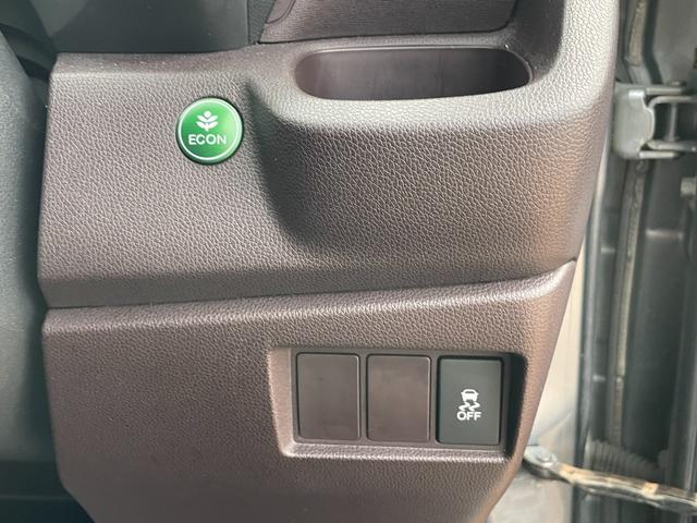 N-WGNカスタム G バックカメラ ナビ オートライト HID スマートキー アイドリングストップ ベンチシート CVT 盗難防止システム ABS ESC CD USB ミュージックプレイヤー接続可 アルミホイール(9枚目)