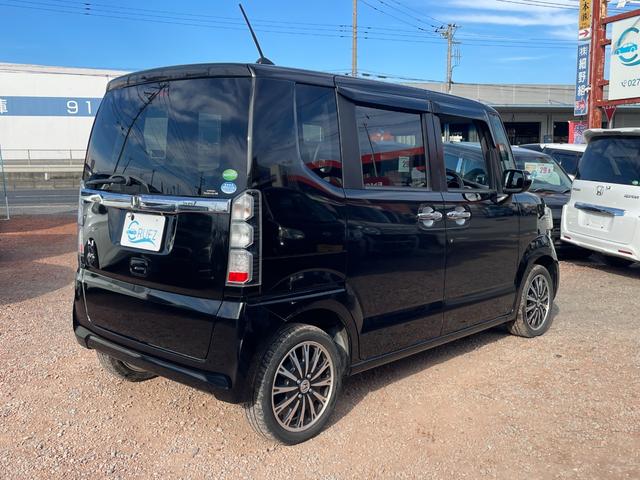 N-BOX G ターボSSパッケージ 4WD バックカメラ 両側電動スライドドア ナビ TV オートクルーズコントロール 衝突被害軽減システム オートライト HID スマートキー アイドリングストップ シートヒーター ベンチシート CVT(17枚目)
