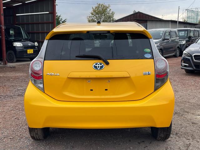 アクア S ETC ナビ TV スマートキー アイドリングストップ 電動格納ミラー シートヒーター CVT 衝突安全ボディ ABS ESC Bluetooth エアコン パワーステアリング パワーウィンドウ(17枚目)