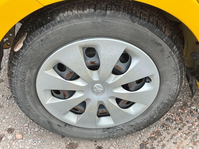 アクア S ETC ナビ TV スマートキー アイドリングストップ 電動格納ミラー シートヒーター CVT 衝突安全ボディ ABS ESC Bluetooth エアコン パワーステアリング パワーウィンドウ(27枚目)