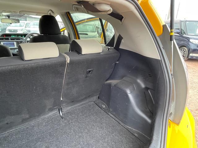 アクア S ETC ナビ TV スマートキー アイドリングストップ 電動格納ミラー シートヒーター CVT 衝突安全ボディ ABS ESC Bluetooth エアコン パワーステアリング パワーウィンドウ(35枚目)