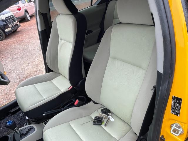 アクア S ETC ナビ TV スマートキー アイドリングストップ 電動格納ミラー シートヒーター CVT 衝突安全ボディ ABS ESC Bluetooth エアコン パワーステアリング パワーウィンドウ(49枚目)