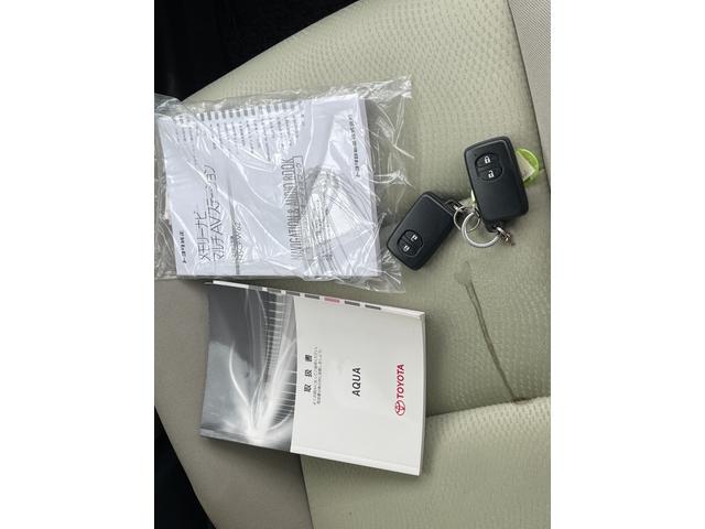 アクア S ETC ナビ TV スマートキー アイドリングストップ 電動格納ミラー シートヒーター CVT 衝突安全ボディ ABS ESC Bluetooth エアコン パワーステアリング パワーウィンドウ(58枚目)