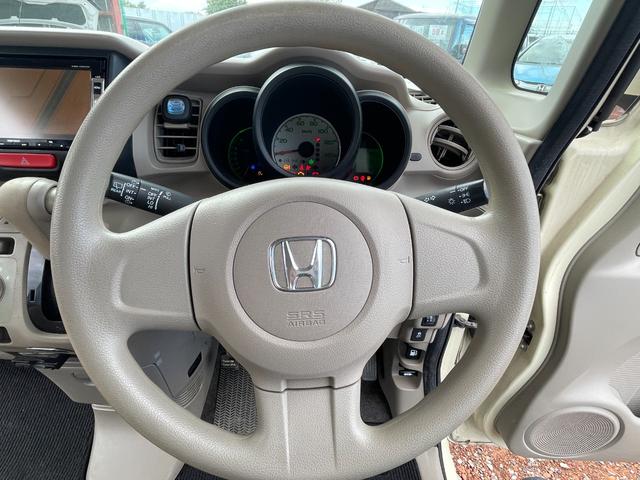 N-BOX G ETC バックカメラ 両側スライドドア ナビ TV スマートキー アイドリングストップ 電動格納ミラー ベンチシート CVT 盗難防止システム ABS ESC CD DVD再生 USB(3枚目)