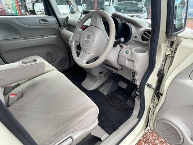 N-BOX G ETC バックカメラ 両側スライドドア ナビ TV スマートキー アイドリングストップ 電動格納ミラー ベンチシート CVT 盗難防止システム ABS ESC CD DVD再生 USB(37枚目)