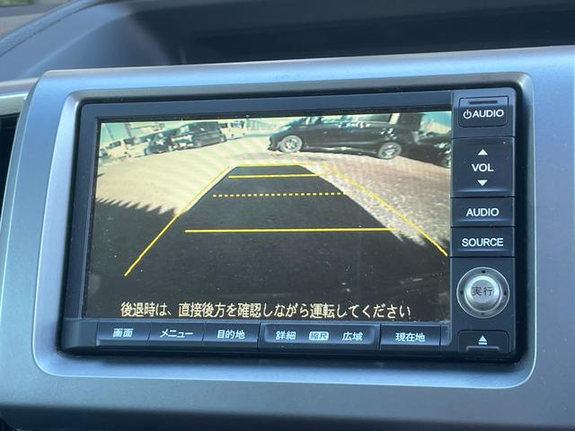 ステップワゴンスパーダ Ｚ　インターナビセレクション　ＥＴＣ　バックカメラ　ナビ　ＴＶ　クリアランスソナー　オートクルーズコントロール　両側電動スライドドア　ＨＩＤ　スマートキー　アイドリングストップ　後席モニター　３列シート　ＣＶＴ　アルミホイール（4枚目）