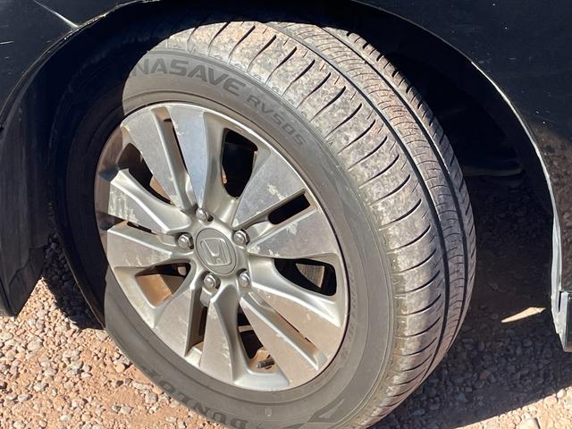 ステップワゴンスパーダ Ｚ　インターナビセレクション　ＥＴＣ　バックカメラ　ナビ　ＴＶ　クリアランスソナー　オートクルーズコントロール　両側電動スライドドア　ＨＩＤ　スマートキー　アイドリングストップ　後席モニター　３列シート　ＣＶＴ　アルミホイール（19枚目）