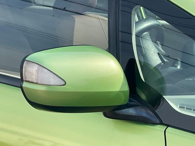 フィットハイブリッド スマートセレクション ハイブリッド ETC バックカメラ ナビ TV オートクルーズコントロール HID スマートキー 電動格納ミラー CVT 盗難防止システム 衝突安全ボディ アルミホイール CD チップアップシート(28枚目)