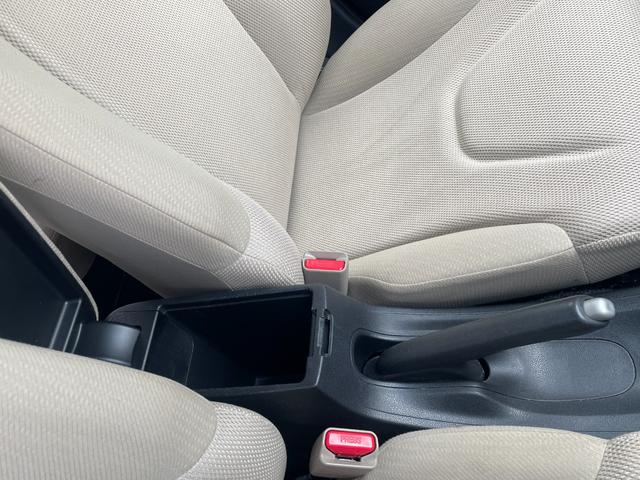 フィットハイブリッド スマートセレクション ハイブリッド ETC バックカメラ ナビ TV オートクルーズコントロール HID スマートキー 電動格納ミラー CVT 盗難防止システム 衝突安全ボディ アルミホイール CD チップアップシート(55枚目)