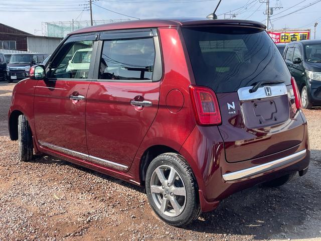 N-ONE プレミアム ツアラー ETC バックカメラ ナビ TV HID スマートキー アイドリングストップ ベンチシート CVT 盗難防止システム ABS ESC CD DVD再生 USB チップアップシート アルミホイール(17枚目)