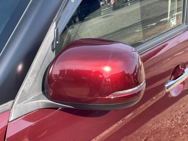 N-ONE プレミアム ツアラー ETC バックカメラ ナビ TV HID スマートキー アイドリングストップ ベンチシート CVT 盗難防止システム ABS ESC CD DVD再生 USB チップアップシート アルミホイール(32枚目)