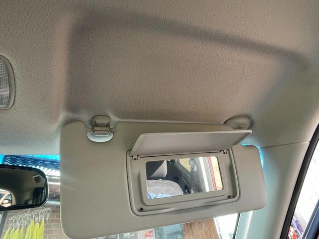 N-ONE プレミアム ツアラー ETC バックカメラ ナビ TV HID スマートキー アイドリングストップ ベンチシート CVT 盗難防止システム ABS ESC CD DVD再生 USB チップアップシート アルミホイール(57枚目)