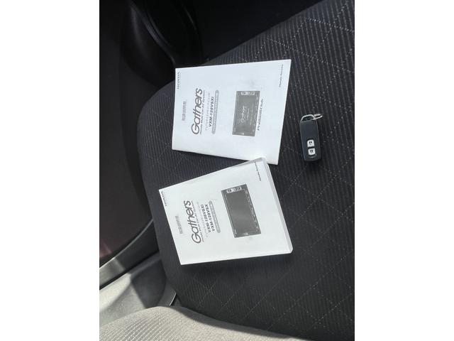 N-ONE プレミアム ツアラー ETC バックカメラ ナビ TV HID スマートキー アイドリングストップ ベンチシート CVT 盗難防止システム ABS ESC CD DVD再生 USB チップアップシート アルミホイール(65枚目)