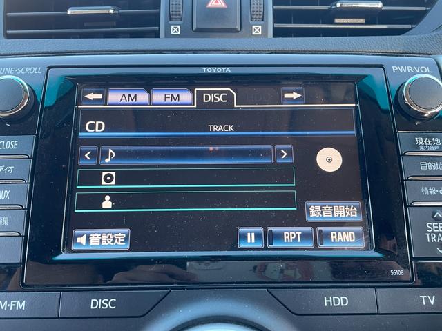 マークＸ プレミアム　Ｂｌｕｅｔｏｏｔｈ音楽　ハーフレザーシート　ＥＳＣ　衝突安全ボディ　スマキー　エアコン　ＥＴＣ車載器　フルセグ地デジ　オートクルーズ　ＤＶＤ　パワーシート　キーフリー　盗難防止システム　ナビ＆ＴＶ（4枚目）