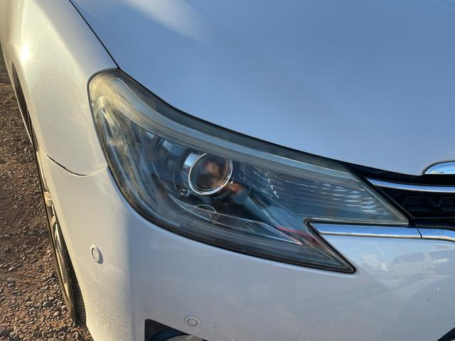 マークＸ プレミアム　Ｂｌｕｅｔｏｏｔｈ音楽　ハーフレザーシート　ＥＳＣ　衝突安全ボディ　スマキー　エアコン　ＥＴＣ車載器　フルセグ地デジ　オートクルーズ　ＤＶＤ　パワーシート　キーフリー　盗難防止システム　ナビ＆ＴＶ（27枚目）