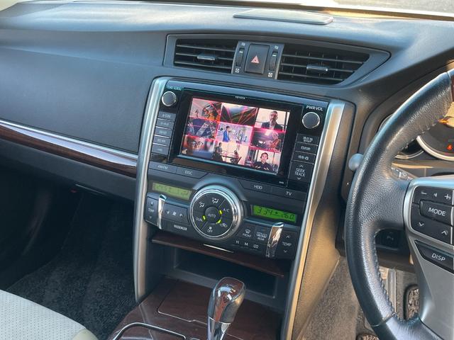 マークＸ プレミアム　Ｂｌｕｅｔｏｏｔｈ音楽　ハーフレザーシート　ＥＳＣ　衝突安全ボディ　スマキー　エアコン　ＥＴＣ車載器　フルセグ地デジ　オートクルーズ　ＤＶＤ　パワーシート　キーフリー　盗難防止システム　ナビ＆ＴＶ（35枚目）
