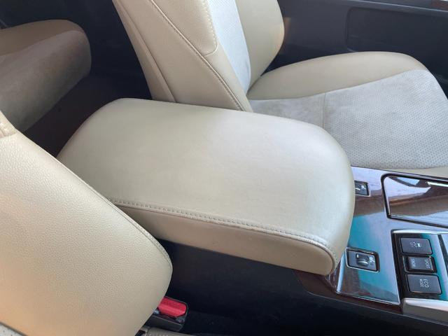 マークＸ プレミアム　Ｂｌｕｅｔｏｏｔｈ音楽　ハーフレザーシート　ＥＳＣ　衝突安全ボディ　スマキー　エアコン　ＥＴＣ車載器　フルセグ地デジ　オートクルーズ　ＤＶＤ　パワーシート　キーフリー　盗難防止システム　ナビ＆ＴＶ（43枚目）