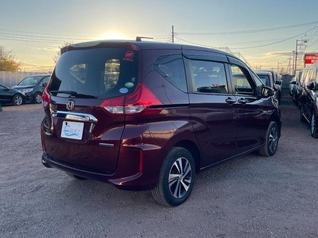 フリード＋ハイブリッド ハイブリッドＧ・ホンダセンシング　４ＷＤ　ハイブリッド　ドライブレコーダー　ＥＴＣ　バックカメラ　ナビ　両側電動スライドドア　オートクルーズコントロール　レーンアシスト　衝突被害軽減システム　オートライト　ＬＥＤヘッドランプ（24枚目）