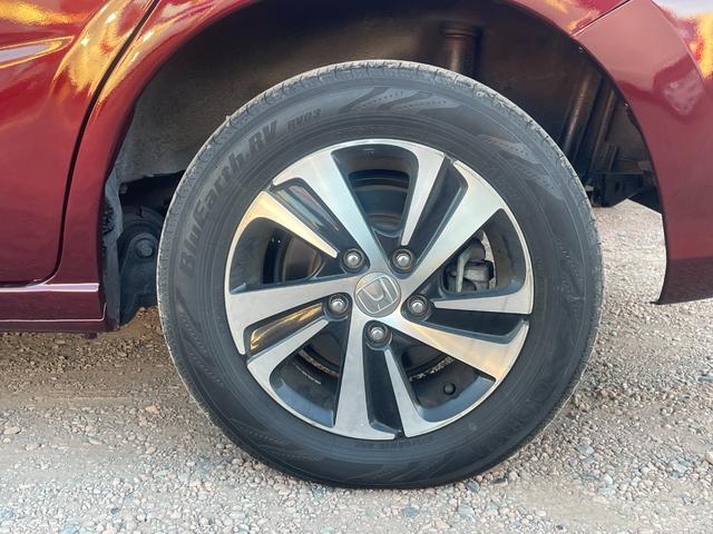 フリード＋ハイブリッド ハイブリッドＧ・ホンダセンシング　４ＷＤ　ハイブリッド　ドライブレコーダー　ＥＴＣ　バックカメラ　ナビ　両側電動スライドドア　オートクルーズコントロール　レーンアシスト　衝突被害軽減システム　オートライト　ＬＥＤヘッドランプ（30枚目）