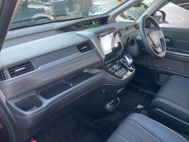 フリード＋ハイブリッド ハイブリッドＧ・ホンダセンシング　４ＷＤ　ハイブリッド　ドライブレコーダー　ＥＴＣ　バックカメラ　ナビ　両側電動スライドドア　オートクルーズコントロール　レーンアシスト　衝突被害軽減システム　オートライト　ＬＥＤヘッドランプ（50枚目）