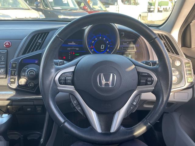 CR-Z α ETC バックカメラ ナビ TV オートクルーズコントロール CVT HID スマートキー アイドリングストップ 電動格納ミラー アルミホイール 盗難防止システム 衝突安全ボディ ABS ESC CD(2枚目)