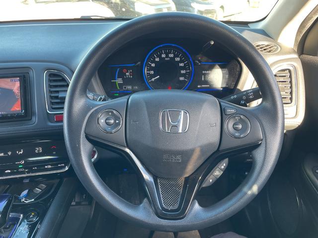 ハンドルの状態が悪いと運転に集中できませんよね。こちらの車、お気軽にお問い合わせください。