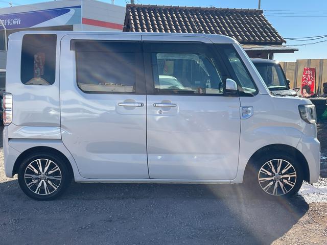 ピクシスメガ Ｇターボ　ＳＡＩＩ　ＥＴＣ　両側電動スライドドア　ナビ　ＴＶ　衝突被害軽減システム　オートライト　ＬＥＤヘッドランプ　スマートキー　アイドリングストップ　電動格納ミラー　ベンチシート　ターボ　ＣＶＴ　盗難防止システム（14枚目）