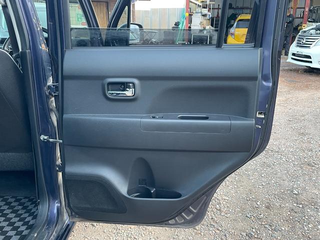 ムーヴコンテ カスタム　Ｇ　ＥＴＣ　ナビ　ＨＩＤ　スマートキー　アイドリングストップ　ベンチシート　ＣＶＴ　盗難防止システム　ＡＢＳ　ＣＤ　ＤＶＤ再生　ミュージックプレイヤー接続可　アルミホイール　衝突安全ボディ　エアコン（47枚目）