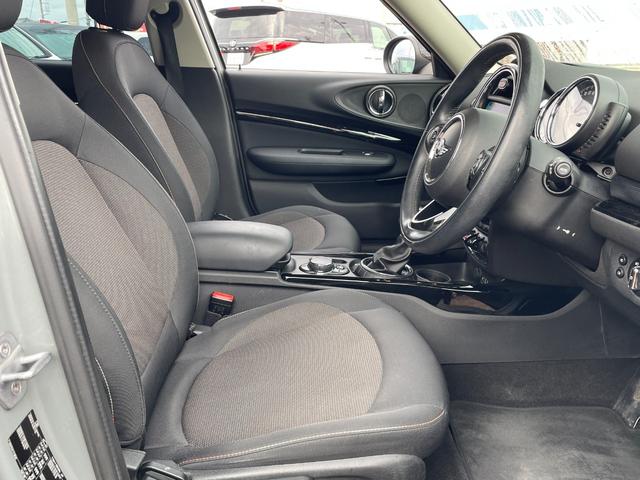 ＭＩＮＩ クーパー　クラブマン　バックカメラ　ナビ　オートクルーズコントロール　アルミホイール　スマートキー　アイドリングストップ　ターボ　ＡＴ　ＡＢＳ　ＥＳＣ　エアコン　パワーステアリング　パワーウィンドウ　運転席エアバッグ（8枚目）