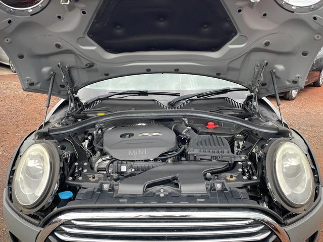 ＭＩＮＩ クーパー　クラブマン　バックカメラ　ナビ　オートクルーズコントロール　アルミホイール　スマートキー　アイドリングストップ　ターボ　ＡＴ　ＡＢＳ　ＥＳＣ　エアコン　パワーステアリング　パワーウィンドウ　運転席エアバッグ（20枚目）