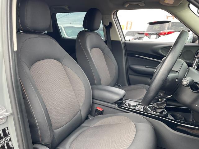 ＭＩＮＩ クーパー　クラブマン　バックカメラ　ナビ　オートクルーズコントロール　アルミホイール　スマートキー　アイドリングストップ　ターボ　ＡＴ　ＡＢＳ　ＥＳＣ　エアコン　パワーステアリング　パワーウィンドウ　運転席エアバッグ（40枚目）