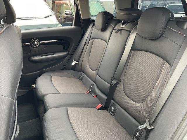 ＭＩＮＩ クーパー　クラブマン　バックカメラ　ナビ　オートクルーズコントロール　アルミホイール　スマートキー　アイドリングストップ　ターボ　ＡＴ　ＡＢＳ　ＥＳＣ　エアコン　パワーステアリング　パワーウィンドウ　運転席エアバッグ（56枚目）