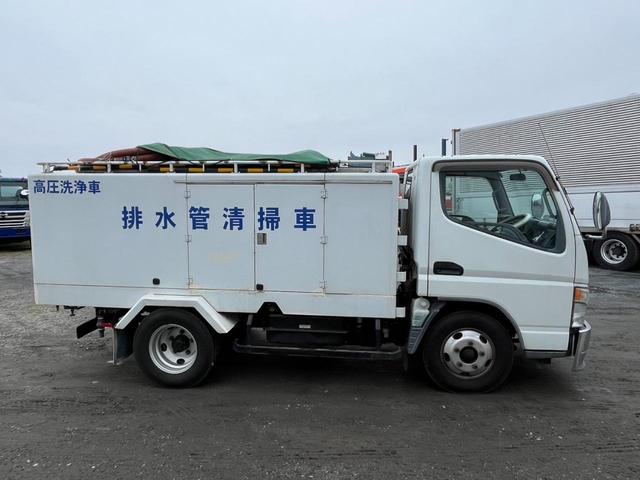 キャンター 　高圧洗浄車　シンショーパワージェッター　ＳＪ－１５３８モデル　水タンク増量設定９５０Ｌ　水圧１５ＭＰＡ　ホースリール１個付き　コンプレッサー交換歴有り　メーカー点検済み　バキューム機能あり（6枚目）