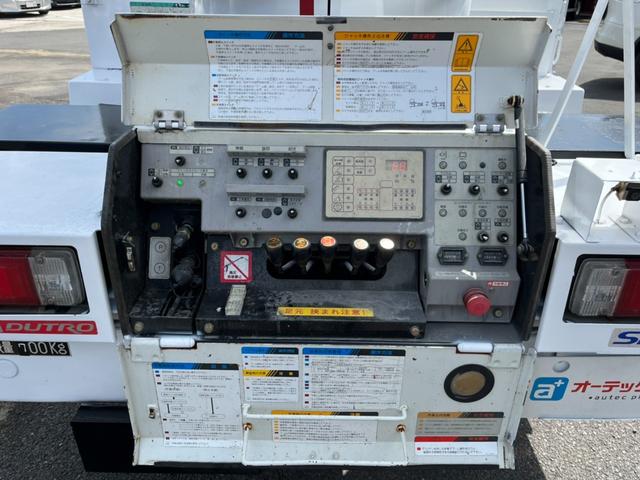 デュトロ 　高所作業車　アイチコーポレーション　ＳＮ１５Ｂモデル　電工仕様　サブバッテリータイプ　外装仕上げ済　地上高１４．６ｍ　ウインチ　油圧取り出し　サブブーム　絶縁バケット　絶縁ブーム　バックアイ　ＥＴＣ（17枚目）