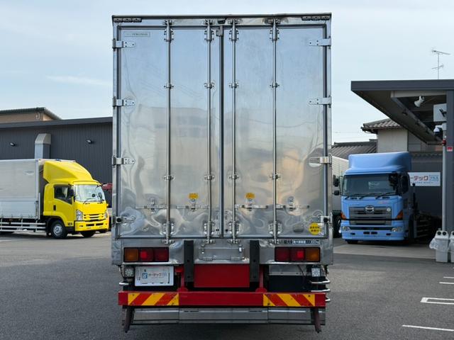 スーパーグレート 冷凍冷蔵車　デンソー製冷凍機　マイナス３２度設定　スタンバイ付　北海道車体　床素材：キーストン　荷箱内寸：長さ９３７ｃｍ幅２２９ｃｍ高２３３ｃｍ　ダブルサイド観音扉（幅２０８ｃｍ高さ２１６ｃｍ）　アルミホイール（7枚目）