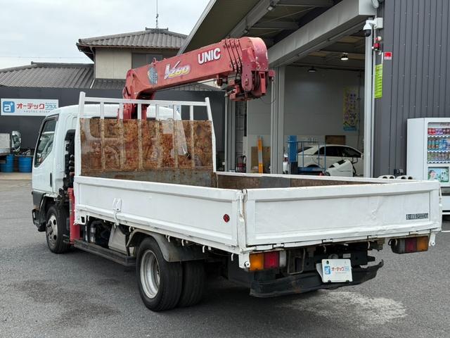 キャンター クレーン車　古河ユニック製５段　ＵＲＶ２６モデル　吊り２．６３ｔ　ラジコン　フックイン　荷台内寸：長さ３７２ｃｍ幅１９１ｃｍ　ハイデッキ　煤焼き無し　最大積載量２０００ｋｇ　５速マニュアル（38枚目）