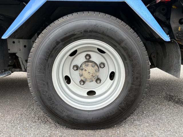 エルフトラック パッカー車　４．２立米　極東開発製プレス式パッカー　最大積載量２０００ｋｇ　左スライドドア　汚水タンク　ＬＥＤ電光掲示板　６速マニュアル（52枚目）