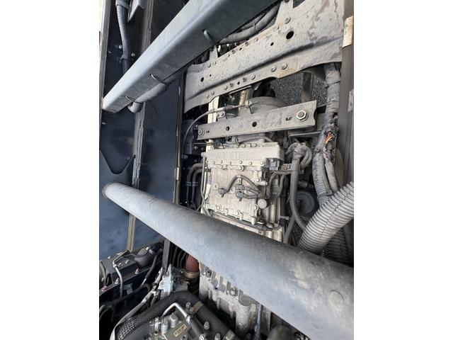 キャンター パッカー車　６．５立米　新明和製ボデー　巻き込み式パッカー　連続スイッチ　最大積載量３３００ｋｇ　汚水タンク　デュオニック２ペダル（ＡＴ限定運転可）（21枚目）