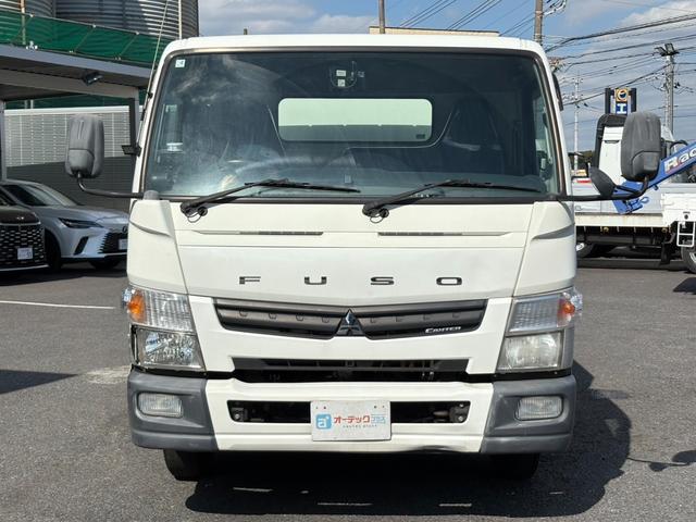 キャンター パッカー車　６．５立米　新明和製ボデー　巻き込み式パッカー　連続スイッチ　最大積載量３３００ｋｇ　汚水タンク　デュオニック２ペダル（ＡＴ限定運転可）（33枚目）