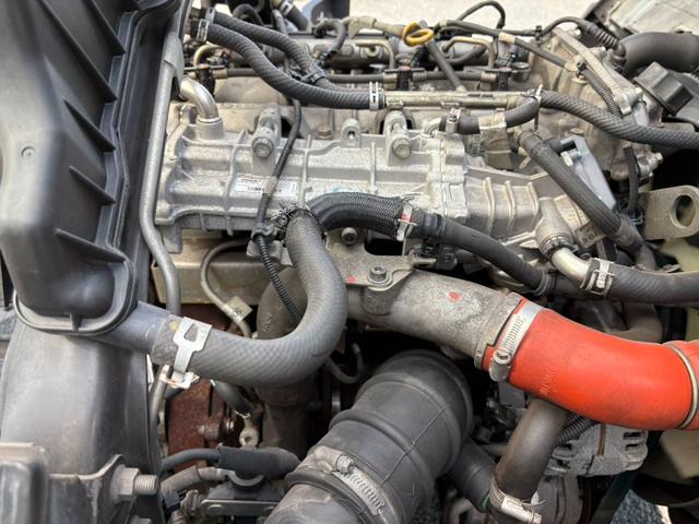 キャンター パッカー車　６．５立米　新明和製ボデー　巻き込み式パッカー　連続スイッチ　最大積載量３３００ｋｇ　汚水タンク　デュオニック２ペダル（ＡＴ限定運転可）（51枚目）
