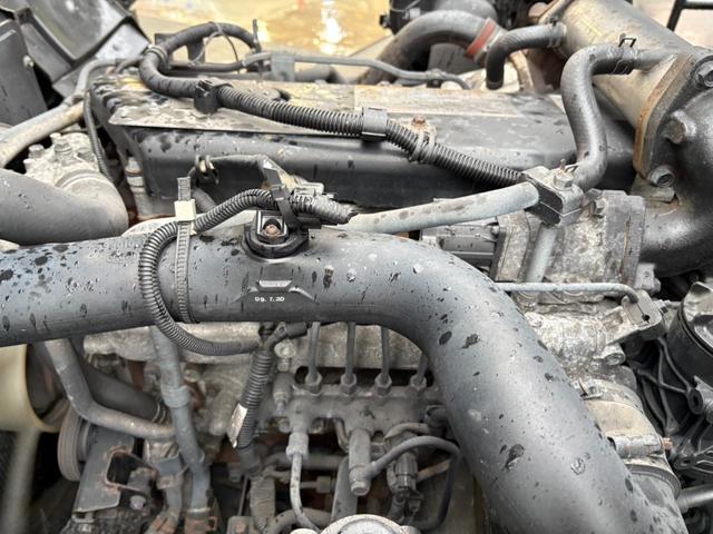 フォワード アームロール 新明和製アームロール ツインホイスト リアジャッキ CCA44-20モデル 外装仕上済 6速マニュアル 最大積載量3900kg 4HK1エンジン 190馬力(38枚目)