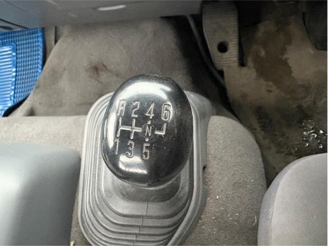 フォワード アームロール 新明和製アームロール ツインホイスト リアジャッキ CCA44-20モデル 外装仕上済 6速マニュアル 最大積載量3900kg 4HK1エンジン 190馬力(49枚目)