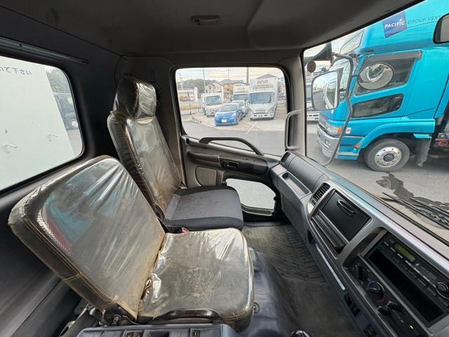 ヒノレンジャー アームロール ヒアブ製マルチリフト シングルホイスト 最大積載量4000kg 実走行10万キロ台 6速マニュアル コンテナサイズ:長さ352cm幅191cm高さ113cm コンテナメーカー:白川鉄工(61枚目)