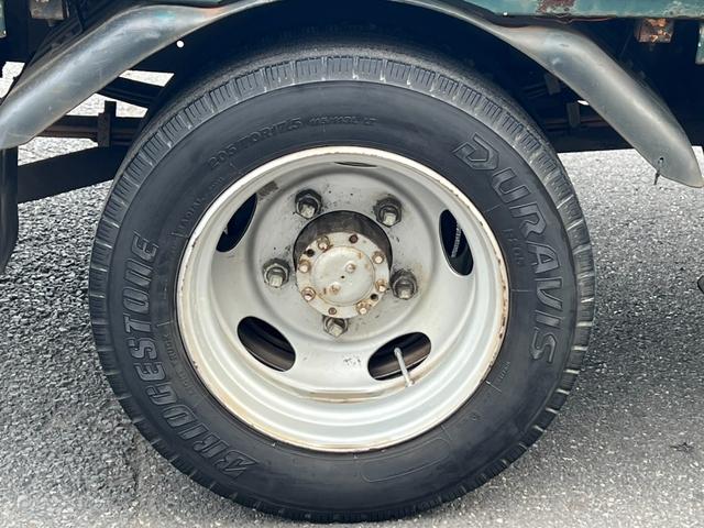 キャンター ４段クレーン　ユニック　４段ラジコンクレーン　フックイン　ＵＲＵ２６４モデル　２．６３ｔ吊り　煤焼無　アルミブロック　床素材：鉄板　荷台内寸：長さ３５７ｃｍ　幅１８０ｃｍ　最大積載量３，０００ｋｇ　５速マニュアル（43枚目）