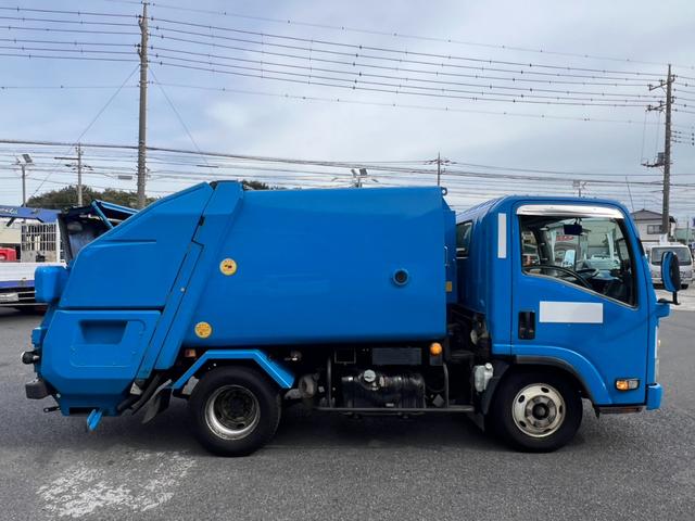 エルフトラック パッカー車 モリタ製プレスパッカー 4.1立米 最大積載量2000kg 汚水タンク 6速マニュアル 左スライドドア 左電動格納ミラー キャビン内書類棚 4JJ1エンジン150馬力(5枚目)