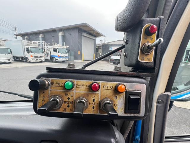 エルフトラック パッカー車 モリタ製プレスパッカー 4.1立米 最大積載量2000kg 汚水タンク 6速マニュアル 左スライドドア 左電動格納ミラー キャビン内書類棚 4JJ1エンジン150馬力(41枚目)