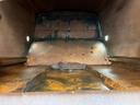 パッカー車　４．２立米　極東開発製プレス式パッカー　最大積載量２０００ｋｇ　左スライドドア　汚水タンク　ＬＥＤ電光掲示板　６速マニュアル（35枚目）