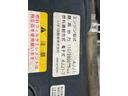 ダンプ　新明和製　高床ダンプ　コボレーン付き　最大積載量３０００ｋｇ　ルーフキャリア　荷台内寸：長さ３１４ｃｍ　幅１４３ｃｍ　６速マニュアル　左電格ミラー　ＥＴＣ　４ＪＪ１エンジン　１５０馬力（42枚目）