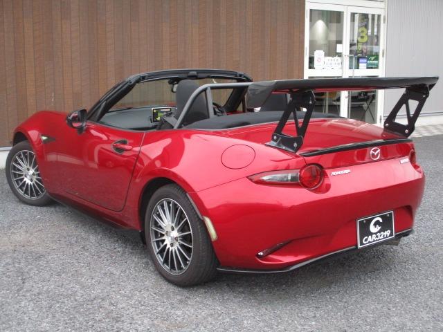 ロードスター Ｓスペシャルパッケージ　６速ＭＴ　ＧＴウイング　車高調　ロールバー　社外マフラー　社外ステアリング　スマートキー　社外サクションパイプ　マツコネナビ　Ｂｌｕｅｔｏｏｔｈ接続可能　バックカメラ　ＥＴＣ（7枚目）